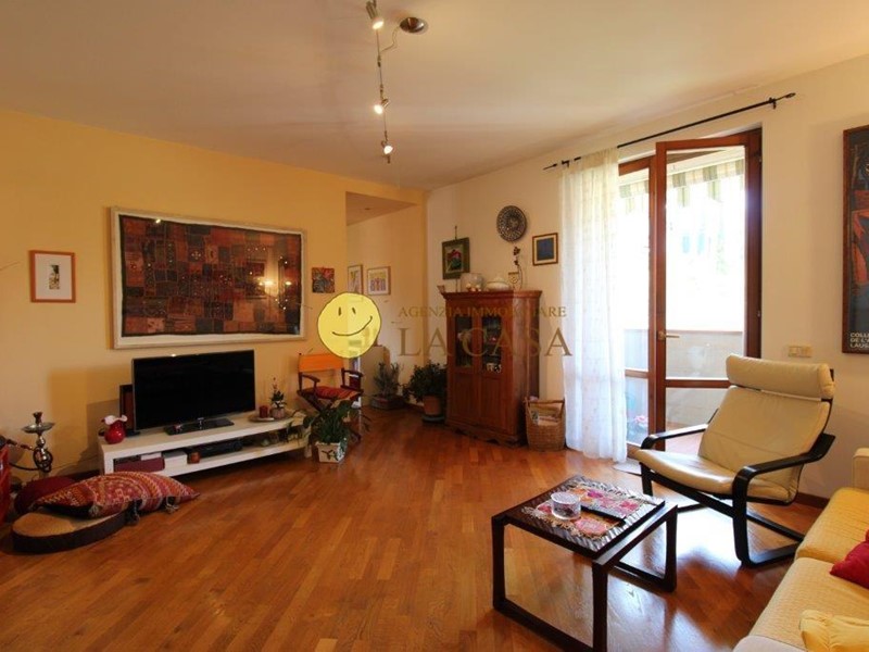 Quadrilocale in Vendita a Rignano sull'Arno, 205'000&euro;, 90 m², con Box