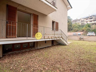 Trilocale in Vendita a Figline e Incisa Valdarno, zona Incisa, 190'000&euro;, 78 m², con Box