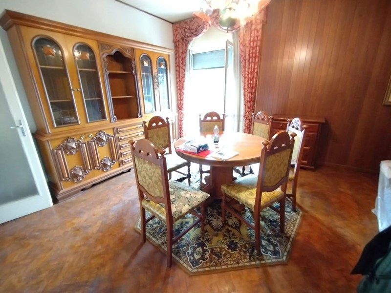 Quadrilocale in Vendita a Tagliacozzo, 80'000&euro;, 70 m², arredato