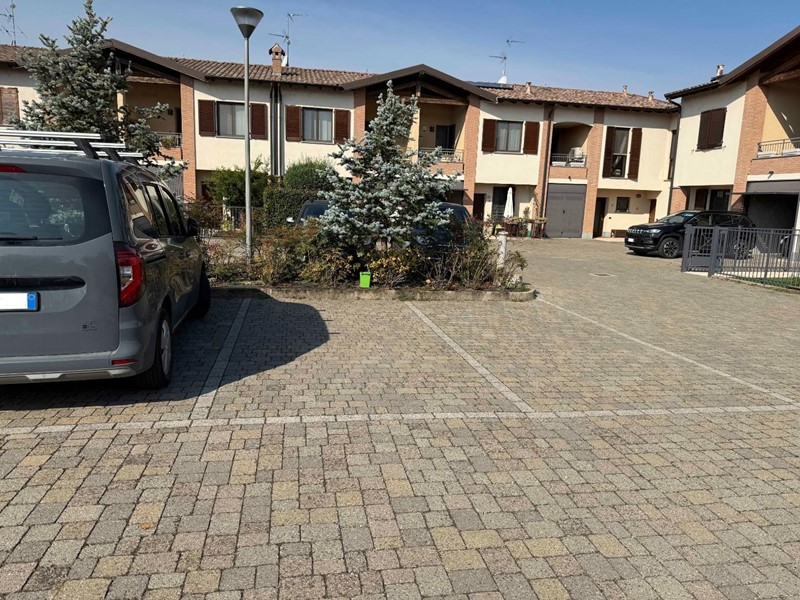 Villetta a schiera in Vendita a Travacò Siccomario, 191'250&euro;, 169 m², con Box