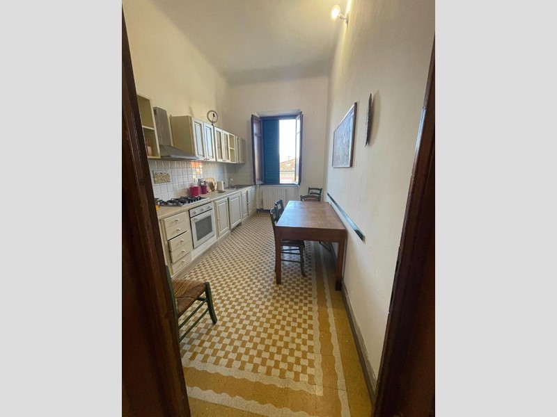 Appartamento in Affitto a Viareggio, 1'100&euro;, 100 m², arredato