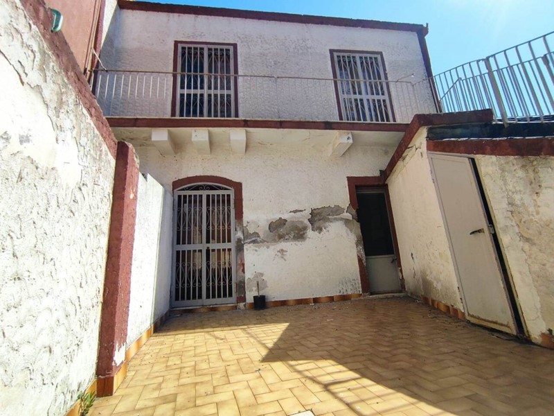 Casa Indipendente in Vendita a Mascali, zona NUNZIATA, 43'000&euro;, 80 m²