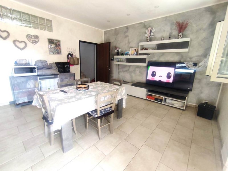 Trilocale in Vendita a Misterbianco, zona LINERI, 115'000€, 95 m²