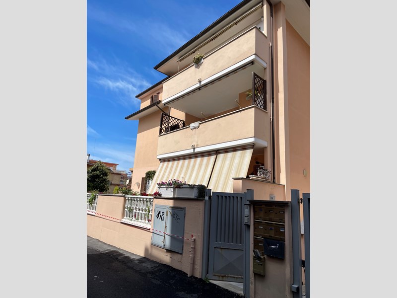 Trilocale in Affitto a Ladispoli, zona centro, 780&euro;, 70 m², arredato