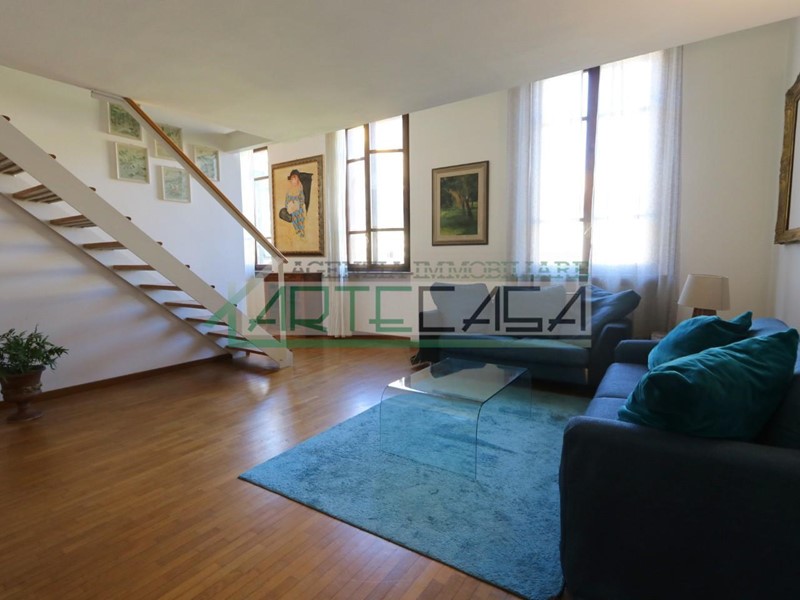 Appartamento in Vendita a Pisa, 530'000&euro;, 185 m²