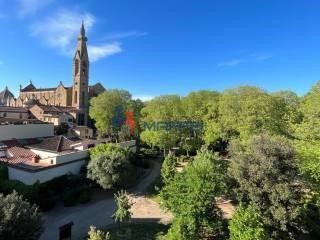 Appartamento in Vendita a Firenze, 700'000&euro;, 140 m², arredato