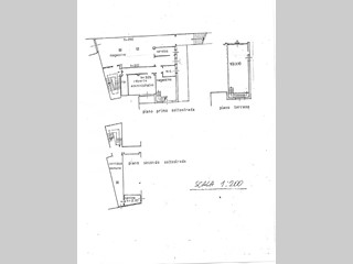 Immobile commerciale in Vendita a Siena, 250'000&euro;, 205 m²