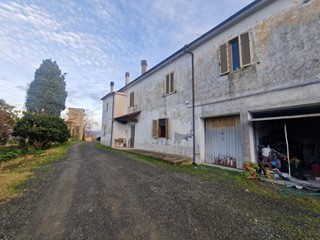 Trilocale in Vendita a Rosignano Marittimo, zona Castelnuovo Misericordia, 88'000€, 70 m²