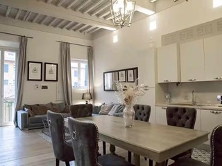 Appartamento in Affitto a Pisa, 2'000€, 120 m², arredato