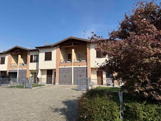 Villetta a schiera in Vendita a Travacò Siccomario, 187'500&euro;, 146 m², con Box