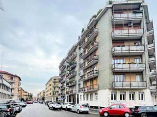Appartamento in Vendita a Milano, 198'000&euro;, 94 m²