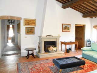 Appartamento in Affitto a Santa Maria a Monte, 1'500&euro;, 300 m², arredato