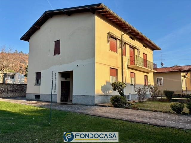 Casa Semi Indipendente in Vendita a Coccaglio, 168 m²