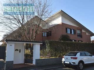 Quadrilocale in Vendita a Caresanablot, 250'000&euro;, 235 m²