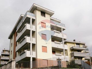 Bilocale in Vendita a Como, 139'000&euro;, 60 m²