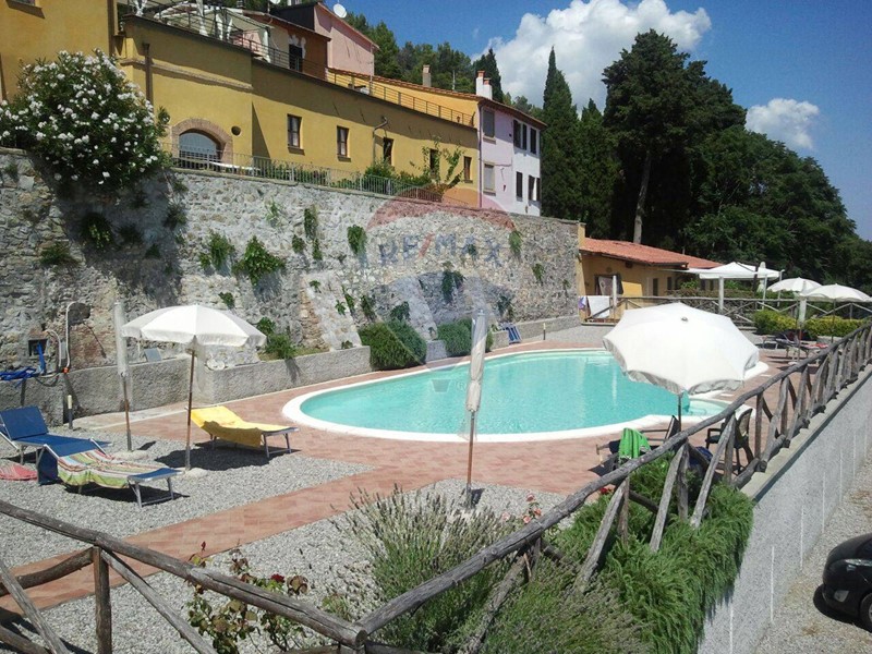 Bilocale in Vendita a Rosignano Marittimo, 138'000€, 81 m²