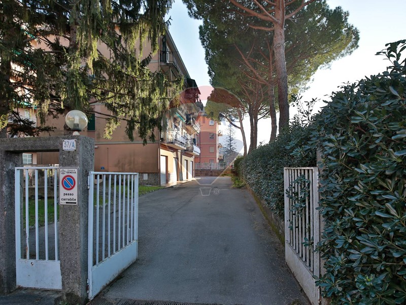 Appartamento in Vendita a Genova, 136'000€, 90 m²