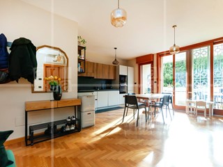 Appartamento in Vendita a Roma, 420'000€, 84 m²