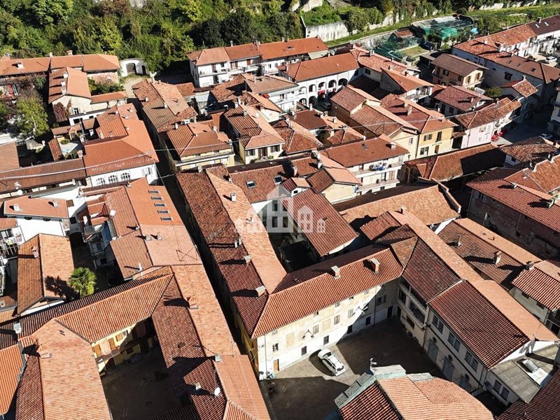 Appartamento in Vendita a Rivara, 160'000&euro;, 870 m²