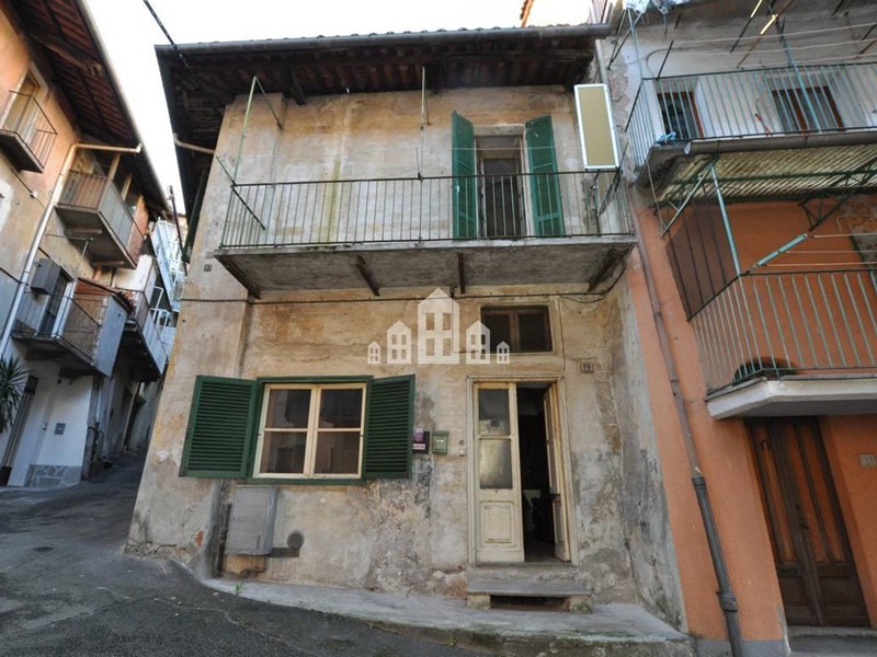 Casa Indipendente in Vendita a Cuorgnè, 15'000&euro;, 60 m²