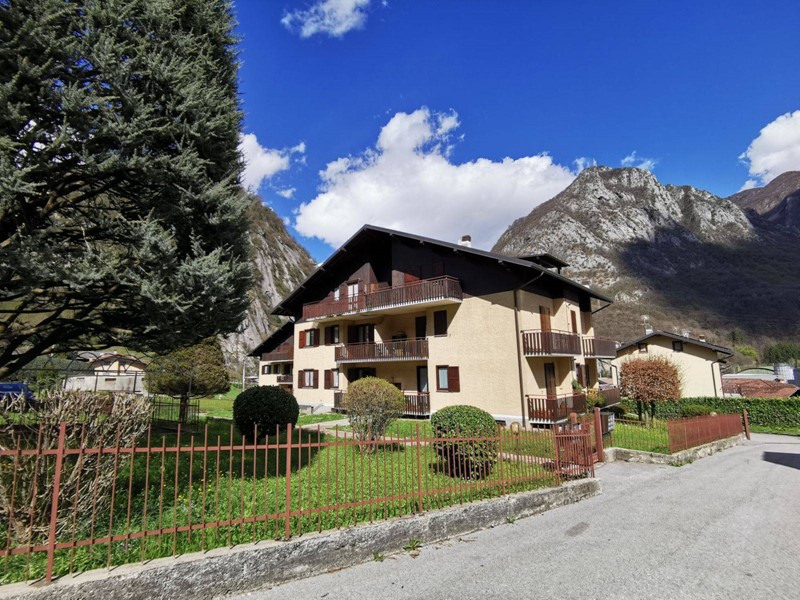 Bilocale in Vendita a Pasturo, 73'000€, 50 m²