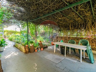 Appartamento in Vendita a Aci Castello, 550'000&euro;, 180 m²