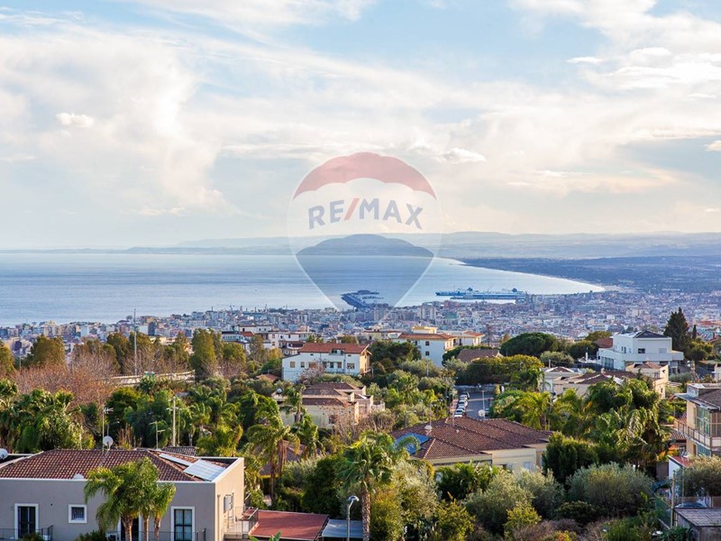 Appartamento in Vendita a San Giovanni la Punta, 139'000&euro;, 205 m²