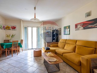 Appartamento in Vendita a Caltagirone, 135'000€, 116 m²