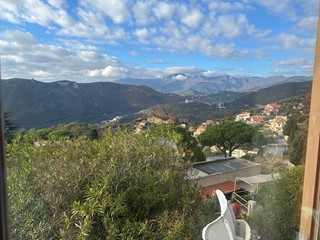 Villetta a schiera in Vendita a Finale Ligure, 360'000&euro;, 80 m²