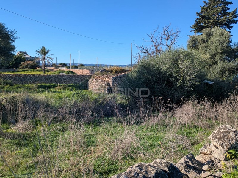 Terreno agricolo in Vendita a Siracusa, 25'000€, 3415 m²