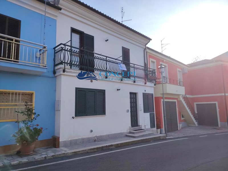 Casa Indipendente in Vendita a Sant'Omero, 79'000&euro;, 100 m²