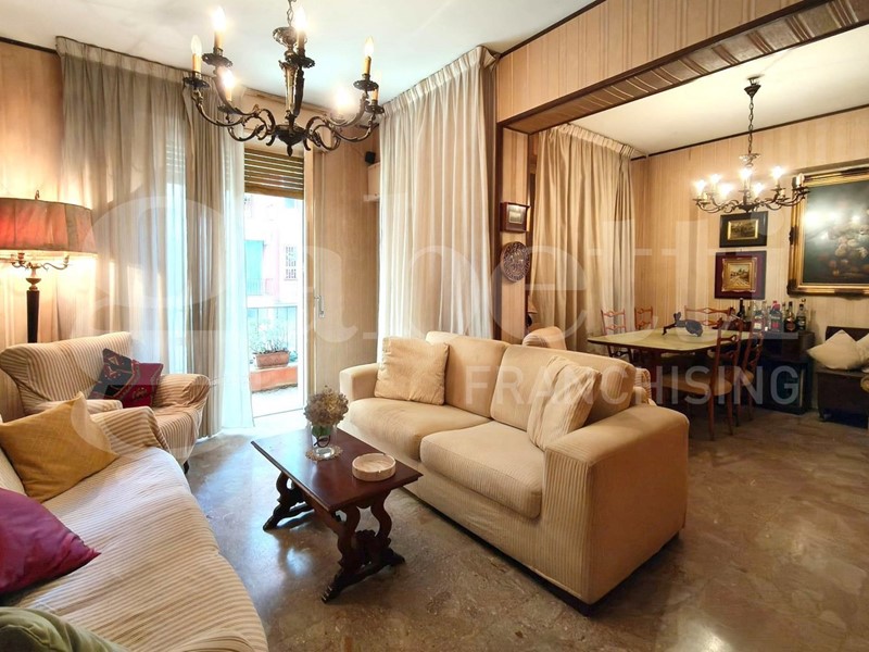 Appartamento in Vendita a Portici, 279'000&euro;, 110 m²