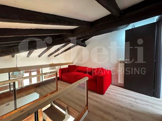 Bilocale in Vendita a Brescia, 98'000€, 50 m², arredato