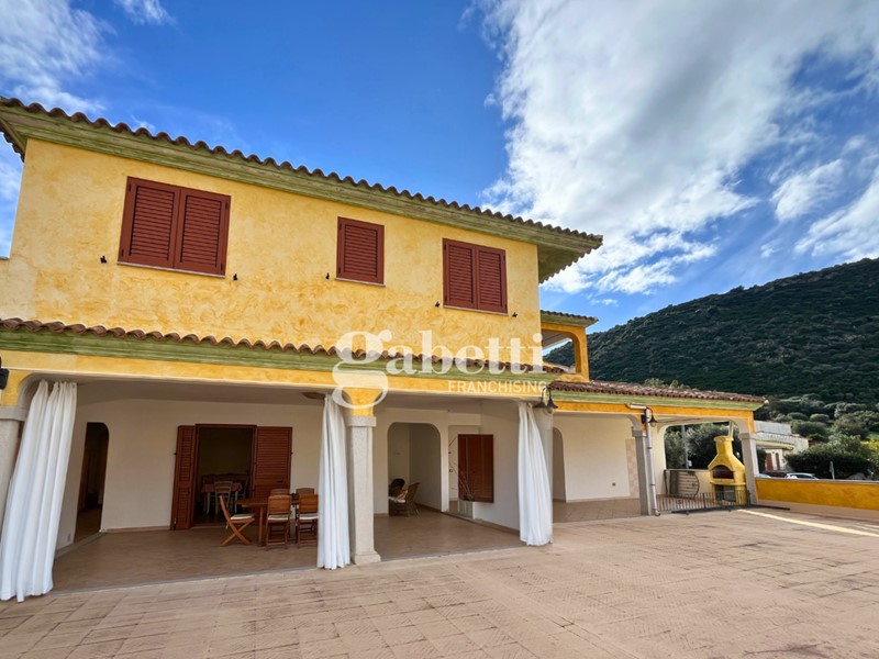 Trilocale in Vendita a Budoni, 145'000&euro;, 71 m², arredato