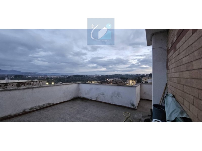 Attico in Vendita a Monterotondo, 330'000&euro;, 140 m²