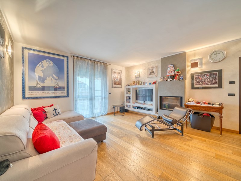 Quadrilocale in Vendita a Torino, 350'000&euro;, 152 m², con Box