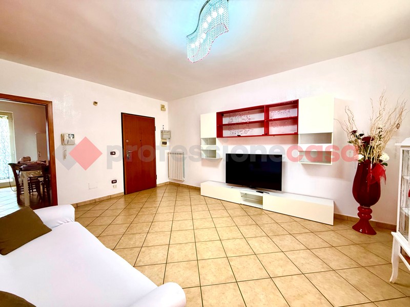 Quadrilocale in Affitto a Acerra, 650&euro;, 110 m²