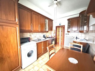 Quadrilocale in Vendita a Arezzo, 138'000&euro;, 90 m²