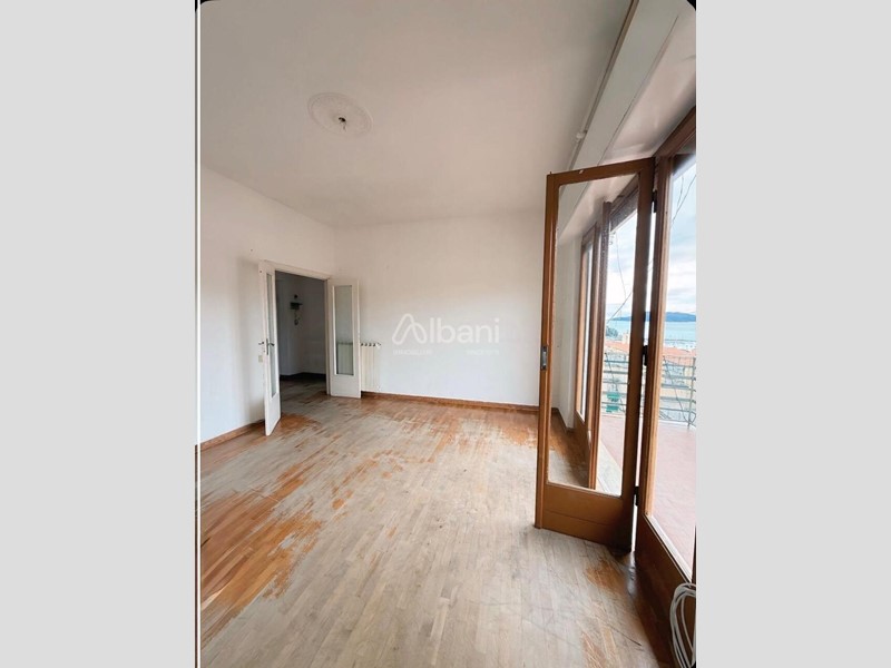 Appartamento in Vendita a Lerici, 450'000&euro;, 132 m²