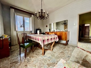 Quadrilocale in Vendita a Misterbianco, zona Centro, 89'000€, 111 m²