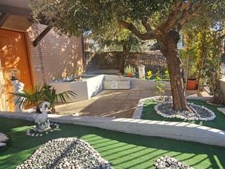 Appartamento in Vendita a Jesi, 345'000€, 115 m², con Box