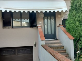 Villetta a schiera in Vendita a Cremona, zona Ospedale-Giuseppina, 239'000&euro;, 145 m², con Box