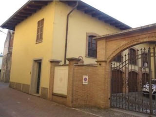 Quadrilocale in Vendita a Mede, 41'596&euro;, 154 m², con Box