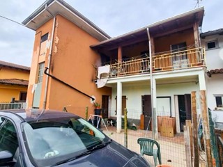 Appartamento in Vendita a Palestro, 18'674&euro;, 128 m²