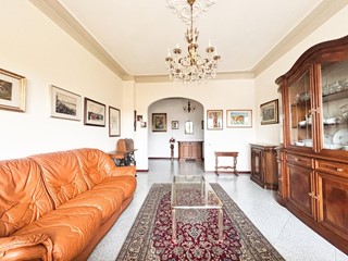 Quadrilocale in Vendita a Empoli, 230'000&euro;, 97 m², con Box