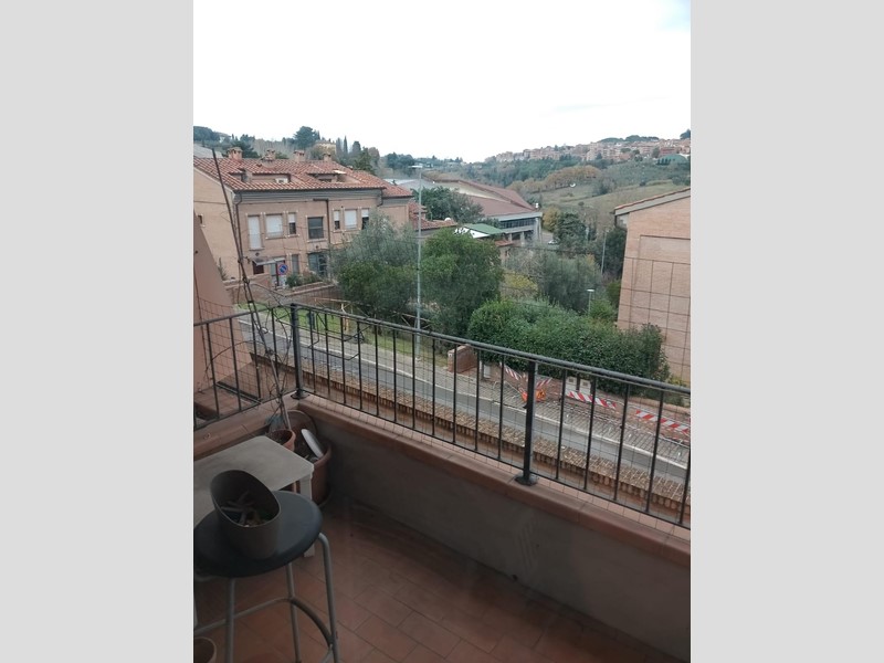 Quadrilocale in Vendita a Siena, 290'000&euro;, 110 m², arredato, con Box