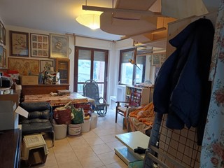 Quadrilocale in Vendita a Siena, 290'000&euro;, 110 m², arredato, con Box