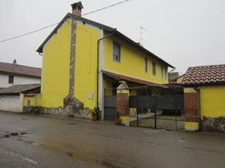 Appartamento in Vendita a Zeme, 105'000&euro;, 231 m²