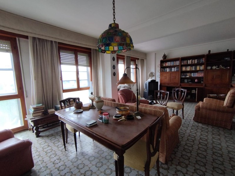 Appartamento in Vendita a Pisa, 260'000€, 140 m²
