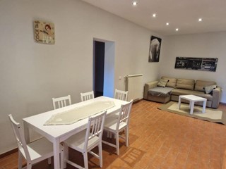 Quadrilocale in Affitto a Calci, 750&euro;, 90 m², arredato